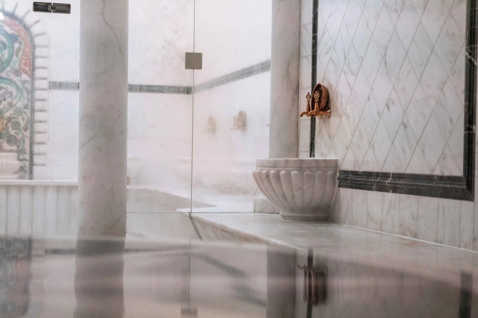 Badegang Prinz in der Hamam Oase Baden